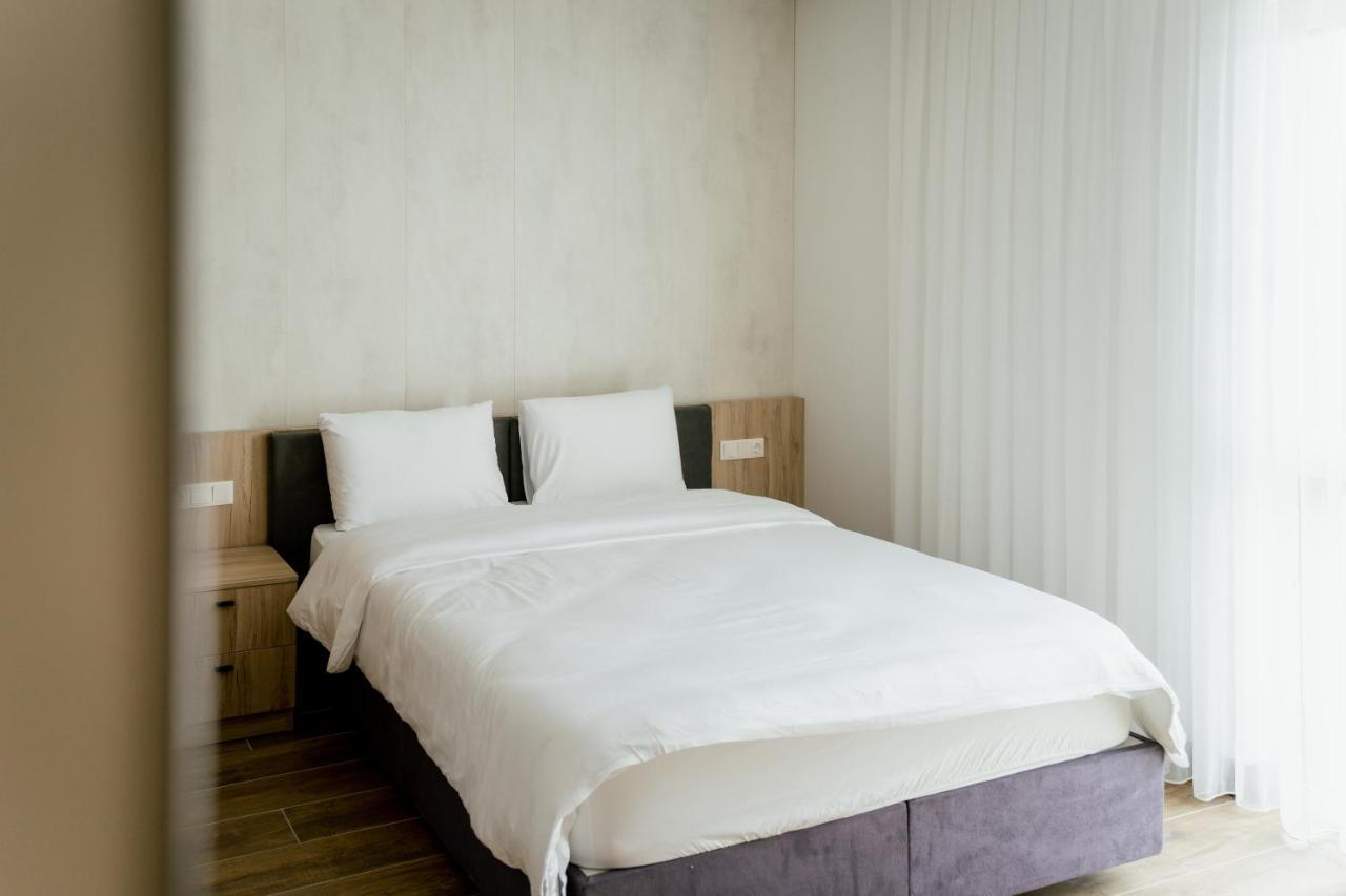 Lamede Self Check-In Hotel Bécsújhely Kültér fotó
