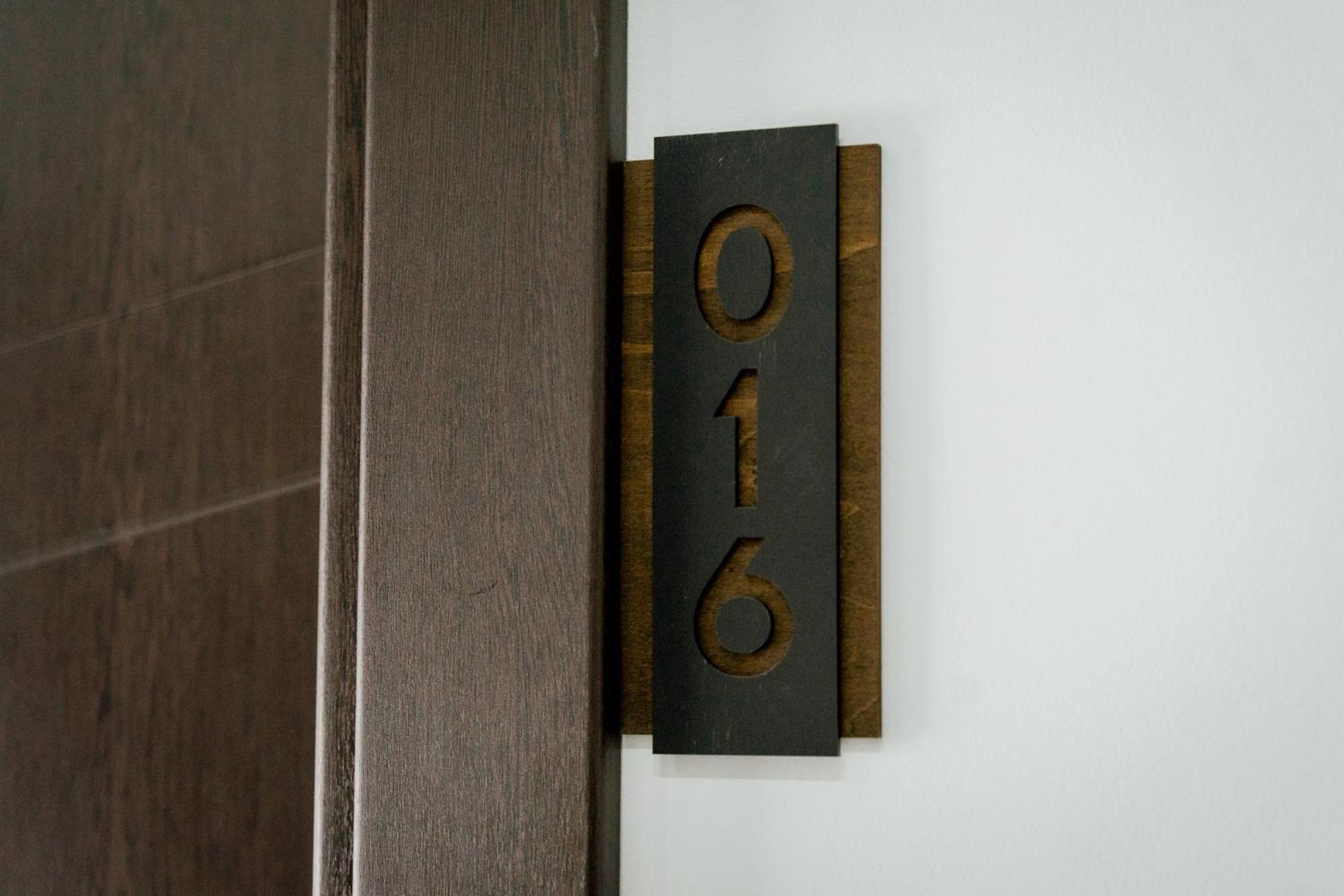Lamede Self Check-In Hotel Bécsújhely Kültér fotó